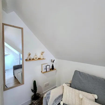 Le Petit * Pontoise